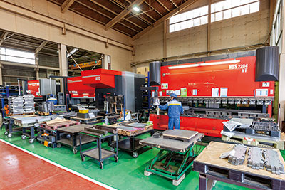 曲げ加工風景02